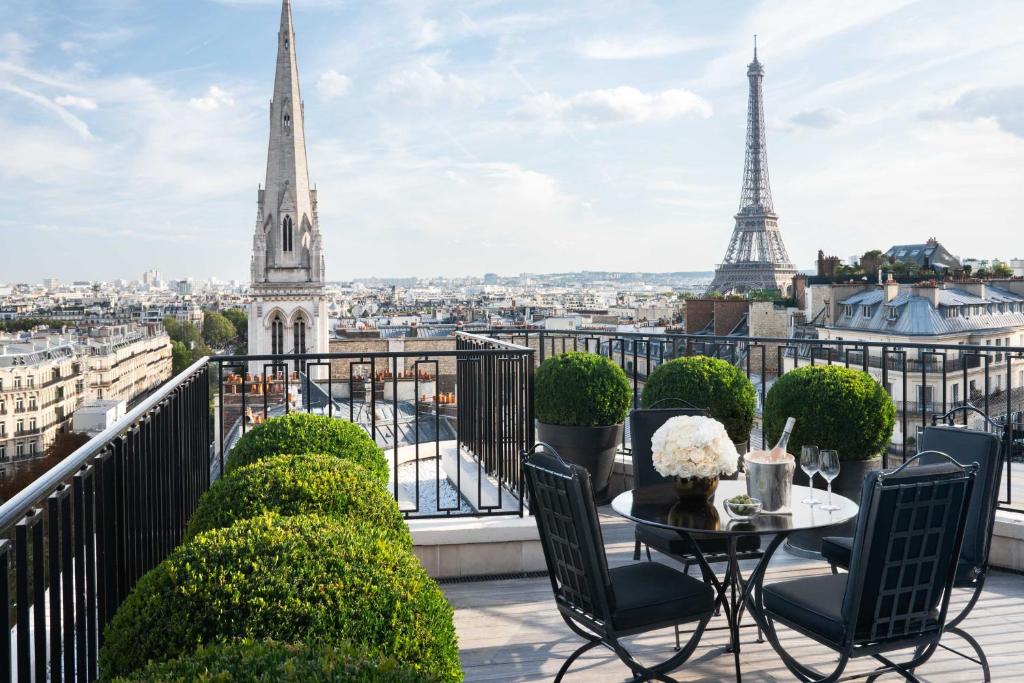 Four Seasons Hotel George V Paris palace hotel off the Champs-Élysées
