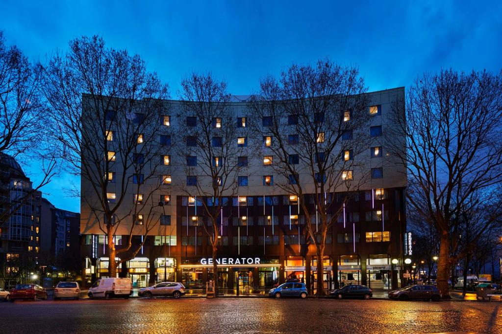 Generator Paris budget design hotel Canal Saint-Martin rooftop bar