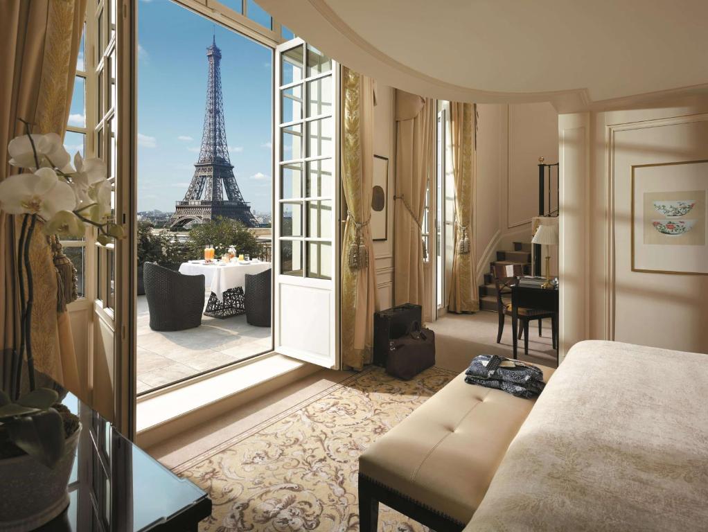 Shangri-La Paris hotel direct Eiffel Tower view rooms